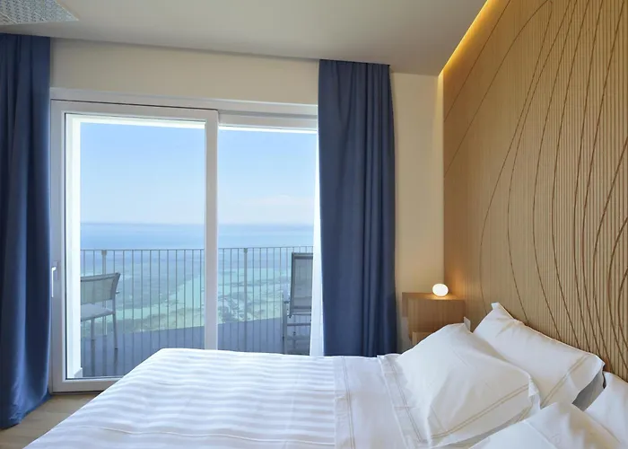 高拉公寓 公寓 *